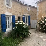 Holiday home Maison Althea Rosea - 3 Et Piscine *
