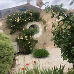 Holiday home Maison Althea Rosea - 3 Et Piscine Nieulle-sur-Seudre