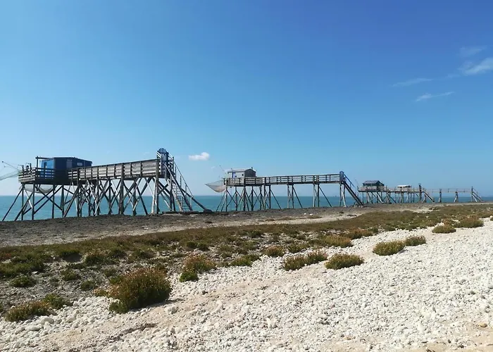 Holiday home Maison Althea Rosea - 3 Et Piscine