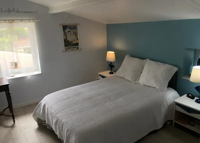 Сasa de vacaciones Maison Althea Rosea - 3 Et Piscine